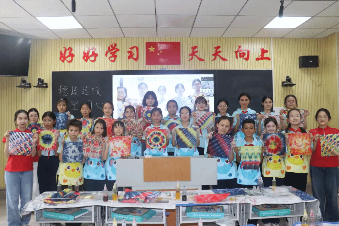 劳动铸魂，匠心筑梦——我校开展2025年“学校劳动周”活动之文化艺术交流侧记